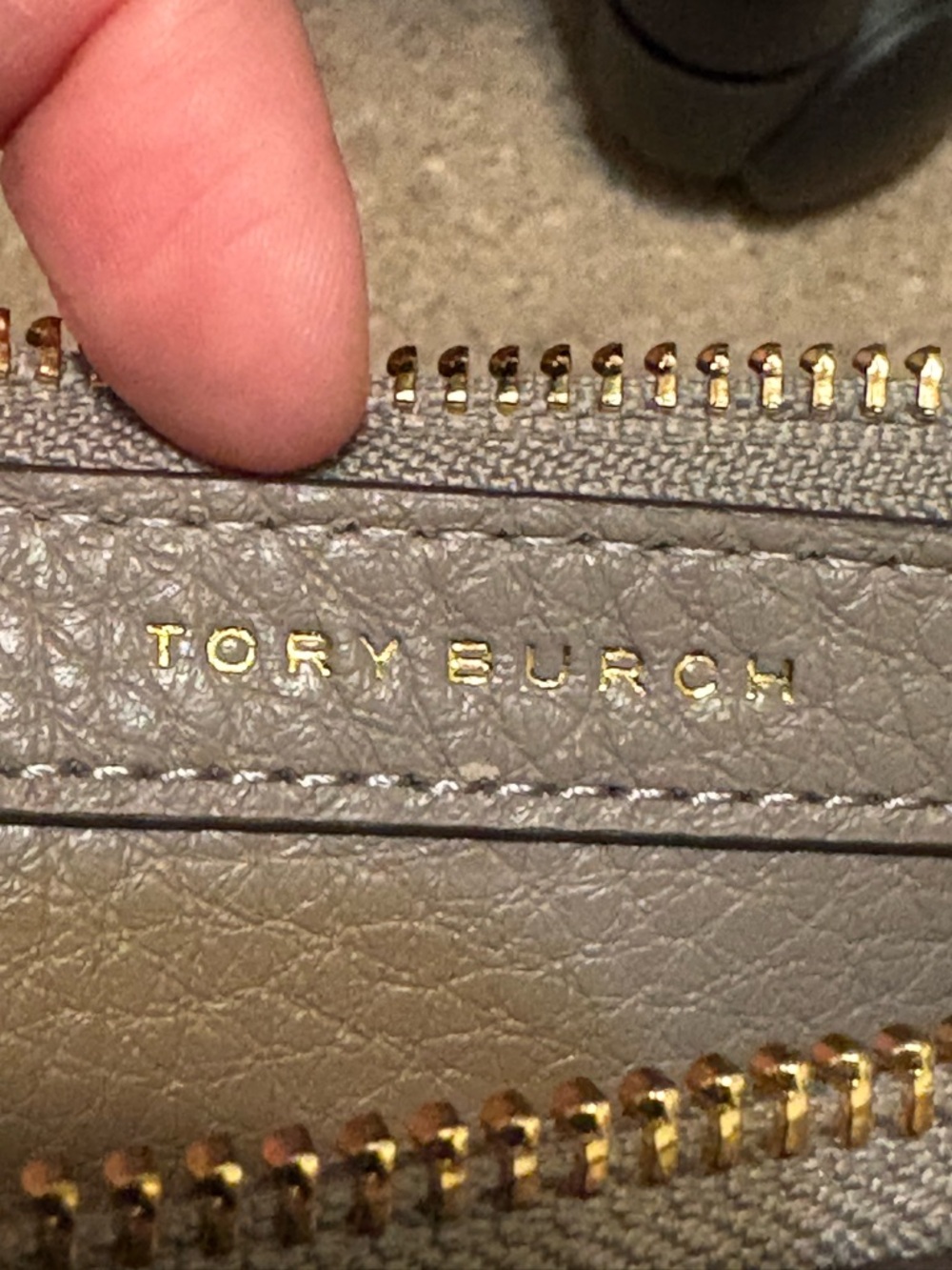 Tory Burch Kira Pebbled gray Leather Crossbody - Picture 8 of 8